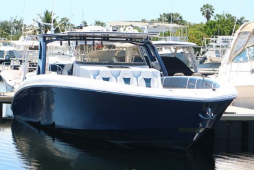 2016 Midnight Express 43 Open