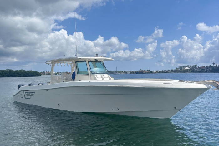 Exceptional savings! 2014 Hydra-Sports 4200SF